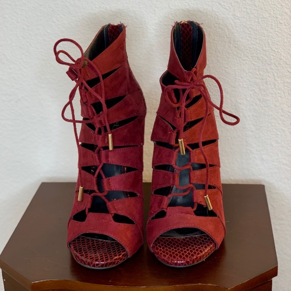 Beautiful burgundy bebe high heels! - Picture 2 of 4